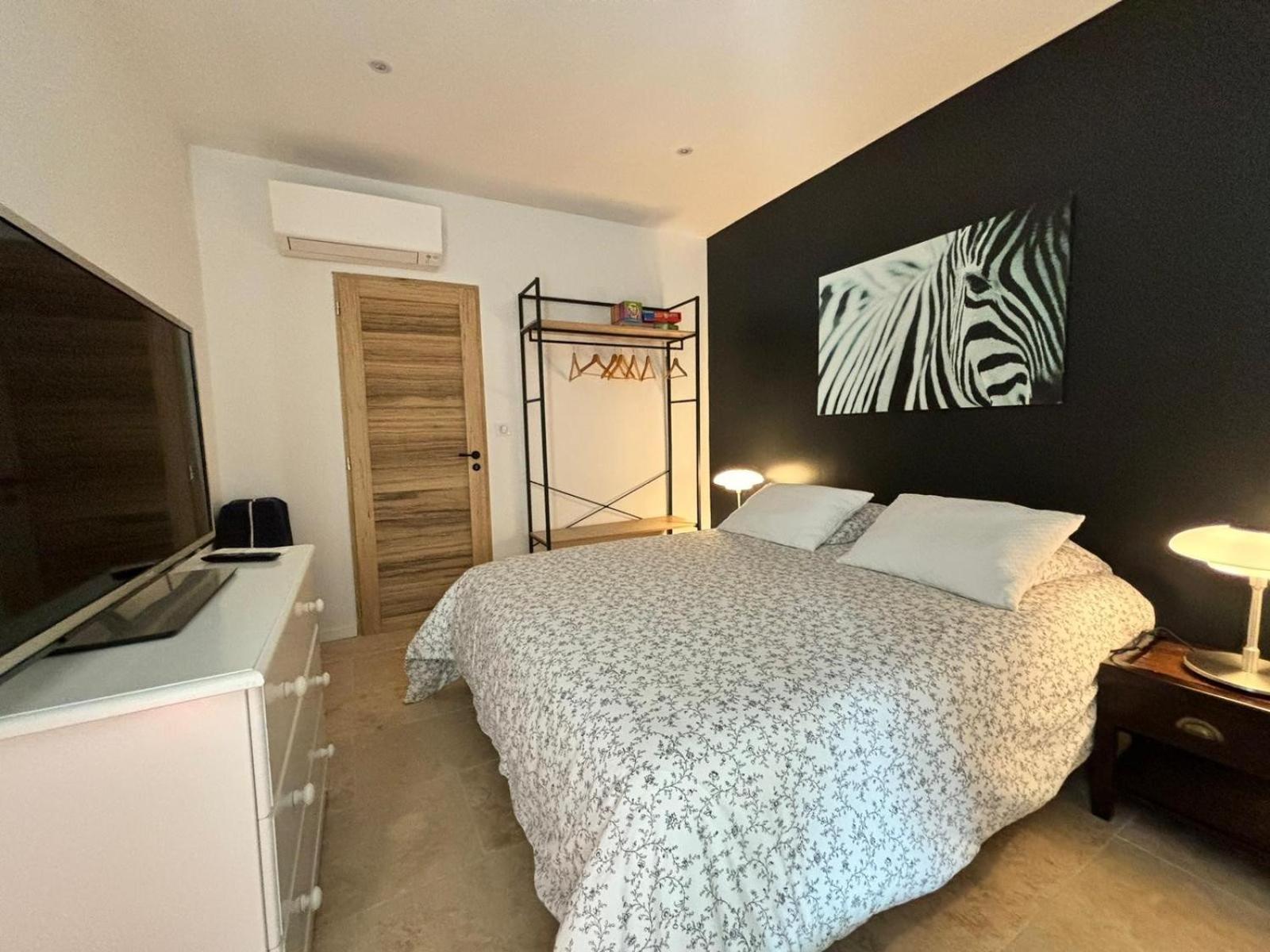 Maison Dans La Pinede Rognes 외부 사진